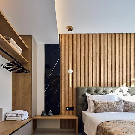 Grande Madonna Luxury Boutique 4* העיירה רתימנו