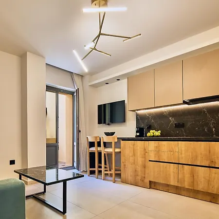 Grande Madonna Luxury Boutique