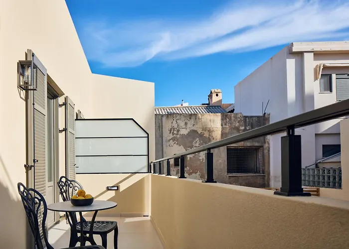 Grande Madonna Luxury Boutique Retimno