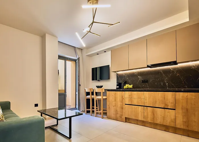 Grande Madonna Luxury Boutique