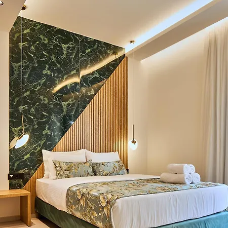 Grande Madonna Luxury Boutique Aparthotel 4*