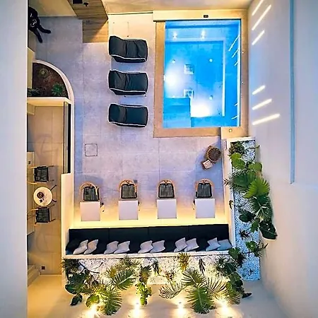 Grande Madonna Luxury Boutique Apartmanhotel 4*