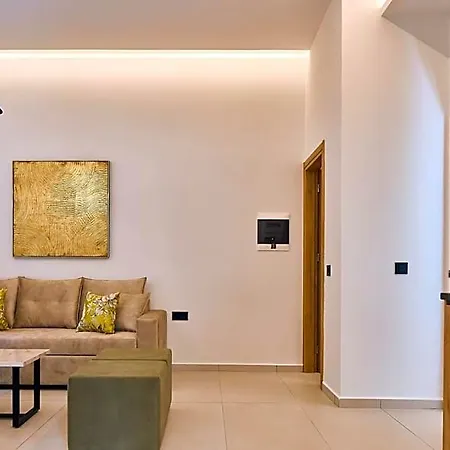 Grande Madonna Luxury Boutique 4*