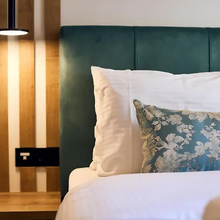Grande Madonna Luxury Boutique Aparthotel Rethymno