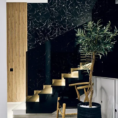 Grande Madonna Luxury Boutique 4*